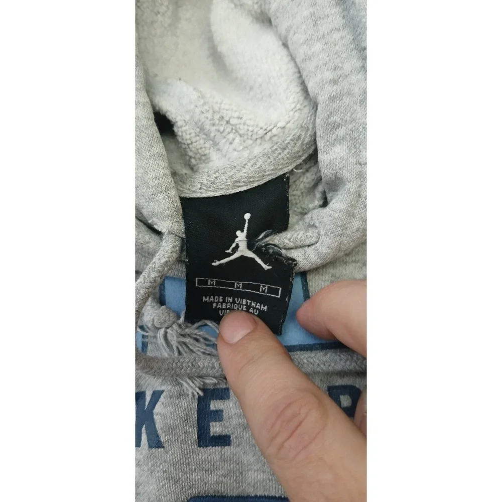 Jordan Mens Hoodie Gray North Carolina Basketball Long Sleeve Pullover Size M - Picture 4 of 11
